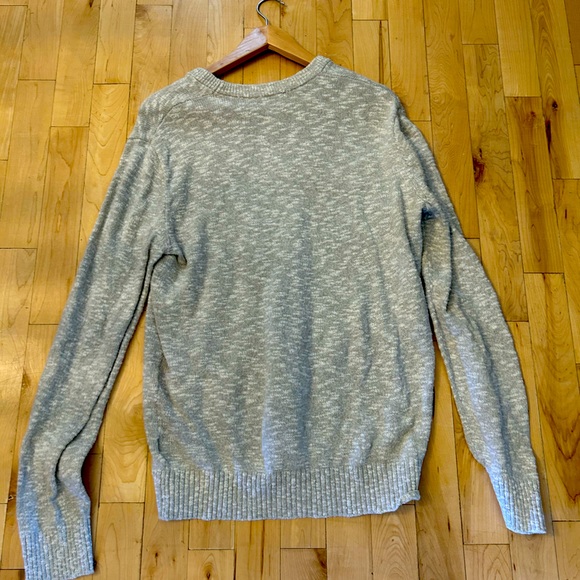 Gap Sweater Grey - Picture 2 of 3